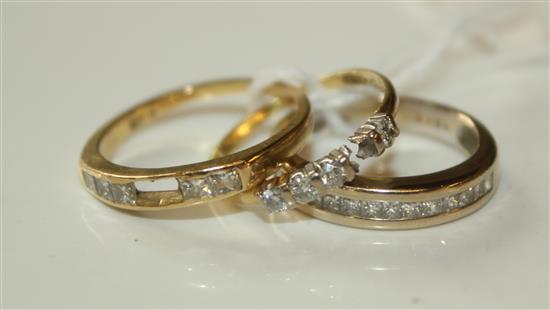 3 x 18ct gold and diamond rings ( 2 with stones missing)